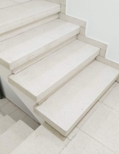 OGI Multifelx Stairs Pressure Washing Cleaning After