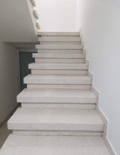 OGI Multifelx Stairs Pressure Washing After